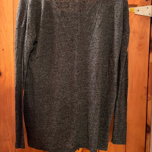 Old Navy Boyfriend Tee size SP - Picture 6 of 6